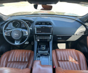 Jaguar F-Pace 2.0 I4 300k Prestige AWD A/T