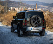 Land Rover Defender 110 P400, nelakované, el. ťažné, nejazdené v teréne, DPH