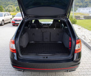 Škoda Octavia Combi 2.0 TDI DPF RS DSG