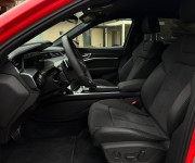 Audi Q8 e-tron Sportback 50 S line quattro