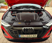 Audi Q8 e-tron Sportback 50 S line quattro