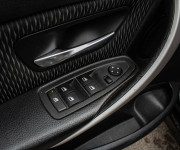 BMW Rad 3 Touring 320d A/T