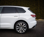 Volkswagen Touareg 3.0 TDI V6 286k R-Line, IQ Light, Pano, Ťažné, Vzduch, Soft-close, DPH