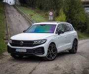 Volkswagen Touareg 3.0 TDI V6 286k R-Line, IQ Light, Pano, Ťažné, Vzduch, Soft-close, DPH