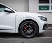 Audi Q8 50 TDI Sline, Pano, Webasto, Soft-close, R22, odpočet, posúvne zadné sedadlá