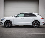 Audi Q8 50 TDI Sline, Pano, Webasto, Soft-close, R22, odpočet, posúvne zadné sedadlá