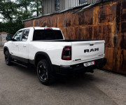 Dodge RAM REBEL 1500 5.7 V8 HEMI odpočet DPH