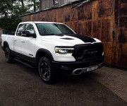 Dodge RAM REBEL 1500 5.7 V8 HEMI odpočet DPH
