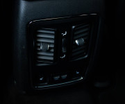 Jeep Grand Cherokee 3.0 CRD V6 Summit, Slovenské, ťažné, zadné LCD, DPH