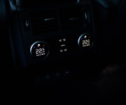 Land Rover Discovery 300 I6 D300 R-Dynamic HSE, 7 miestne, pano, webasto, plná výbava, ŤZ, DPH