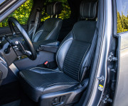 Land Rover Discovery 300 I6 D300 R-Dynamic HSE, 7 miestne, pano, webasto, plná výbava, ŤZ, DPH