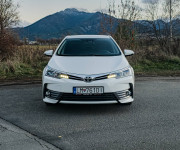 Toyota Corolla sedan 1.6 l Valvematic Comfort