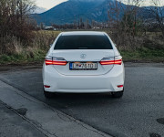 Toyota Corolla sedan 1.6 l Valvematic Comfort