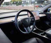 Tesla Model 3 Long Range 4x4 Premium Sound, odpočet DPH