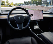 Tesla Model 3 Long Range 4x4 Premium Sound, odpočet DPH
