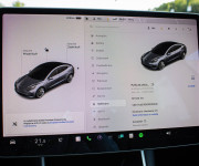 Tesla Model 3 Long Range 4x4 Premium Sound, odpočet DPH