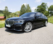BMW Rad 7 740Li xDrive A/T