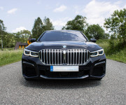 BMW Rad 7 740Li xDrive A/T