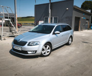 Škoda Octavia Combi Greenline.