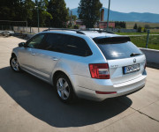Škoda Octavia Combi Greenline.