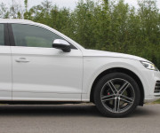 Audi SQ5 260kW, A8