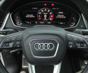 Audi SQ5 260kW, A8