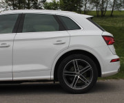 Audi SQ5 260kW, A8