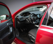 Peugeot 308 1,2i 81kW PureTech/Navi Vymenené rozvody / servisná knižka