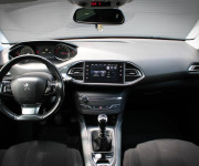 Peugeot 308 1,2i 81kW PureTech/Navi Vymenené rozvody / servisná knižka