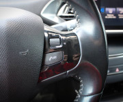 Peugeot 308 1,2i 81kW PureTech/Navi Vymenené rozvody / servisná knižka