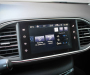Peugeot 308 1,2i 81kW PureTech/Navi Vymenené rozvody / servisná knižka