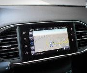 Peugeot 308 1,2i 81kW PureTech/Navi Vymenené rozvody / servisná knižka