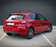 Peugeot 308 1,2i 81kW PureTech/Navi Vymenené rozvody / servisná knižka