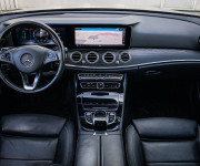 Mercedes-Benz E trieda Sedan 220d 4Matic 9G tronic AMG, HUD, Distronic plus, lane asist, Multib