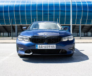 BMW Rad 3 330d xDrive A/T