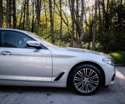 BMW Rad 5 530d xDrive A/T
