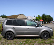 Volkswagen Touran 1.9 TDI DPF Conceptline DSG7