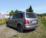 Volkswagen Touran 1.9 TDI DPF Conceptline DSG7