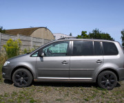 Volkswagen Touran 1.9 TDI DPF Conceptline DSG7