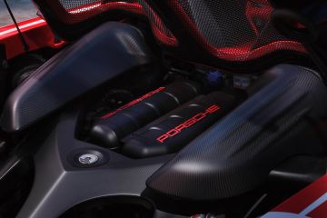 Obrázok galérie Porsche Carrera GT ako restomod je návrat legendy do stavu z fabriky #1