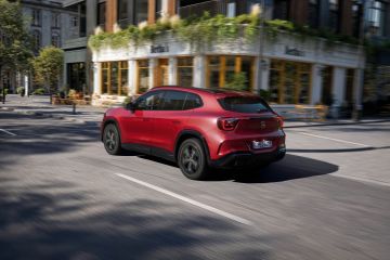 Obrázok galérie Mercedes GLA zjednocuje tvary elektrického a spaľovacieho modelu #3