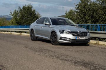 Obrázok galérie Jazdená Škoda Superb 2.0 TSI 4x4 L&K: Benzínu sa netreba báť(Spoľahlivosť a čo kontrolovať pri kúpe) #10