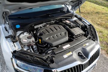Obrázok galérie Jazdená Škoda Superb 2.0 TSI 4x4 L&K: Benzínu sa netreba báť(Spoľahlivosť a čo kontrolovať pri kúpe) #33