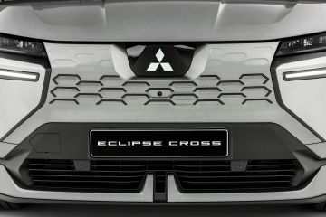 Obrázok galérie Mitsubishi Eclipse Cross BEV je rodinné SUV v elektrickom kabáte z Francúzska #10