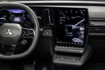 Obrázok galérie Mitsubishi Eclipse Cross BEV je rodinné SUV v elektrickom kabáte z Francúzska #16