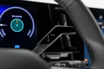 Obrázok galérie Mitsubishi Eclipse Cross BEV je rodinné SUV v elektrickom kabáte z Francúzska #18