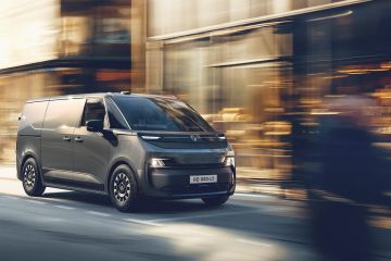 Obrázok galérie Renault mení Trafic od základu, zatiaľ bude len elektrický #8