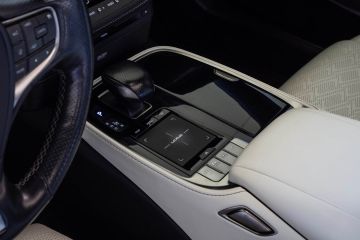 Obrázok galérie Jazdený Lexus LS500h: Oplatí sa kúpiť vlajkovú loď, ktorú väčšina ľudí prehliadla? (Spoľahlivosť a čo kontrolovať pri kúpe) #20