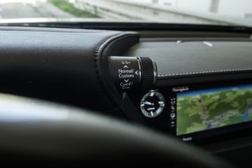 Obrázok galérie Jazdený Lexus LS500h: Oplatí sa kúpiť vlajkovú loď, ktorú väčšina ľudí prehliadla? (Spoľahlivosť a čo kontrolovať pri kúpe) #21