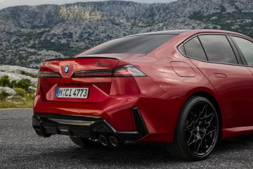 Obrázok galérie BMW radu 3: nová generácia, benzínové motory a radový šesťvalec, nafta nikde (zatiaľ) #13